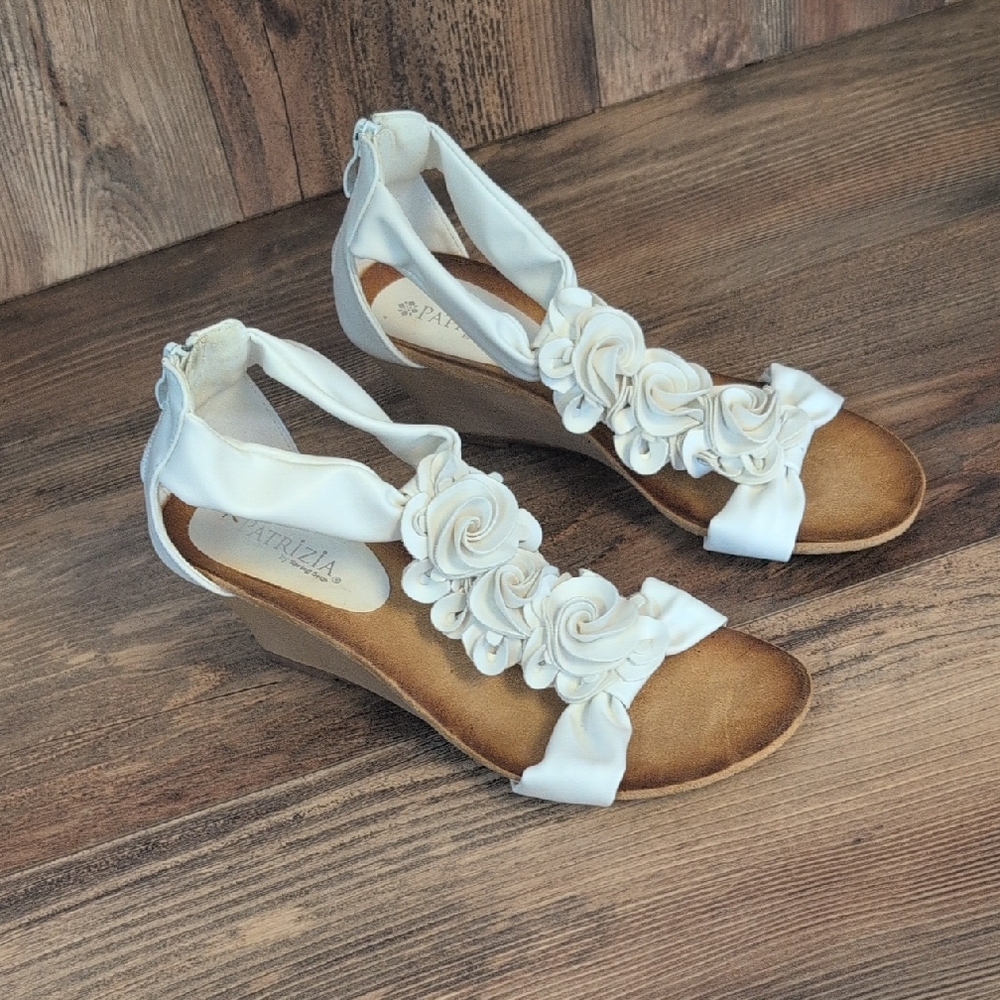 Patrizia Harlequin White Floral Wedge Sandal 38/7.5-8